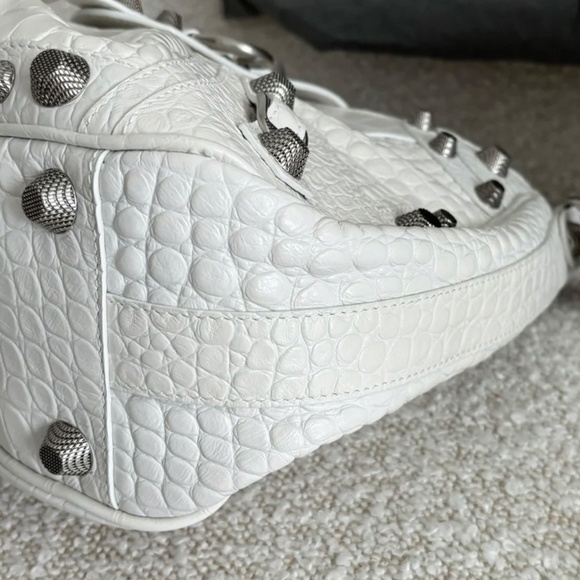 Authentic Balenciaga Extra Supple Calfskin Crocodile Embossed Le Cagole - Picture 4 of 15
